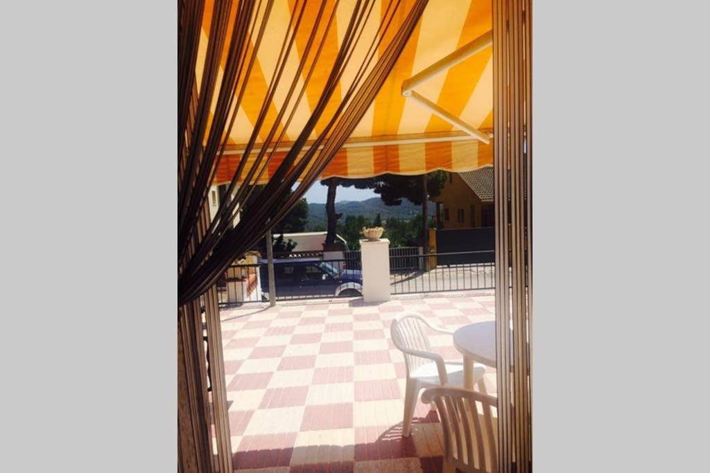 Apartamento Entre La Playa Y La Montana Calafell Exterior foto